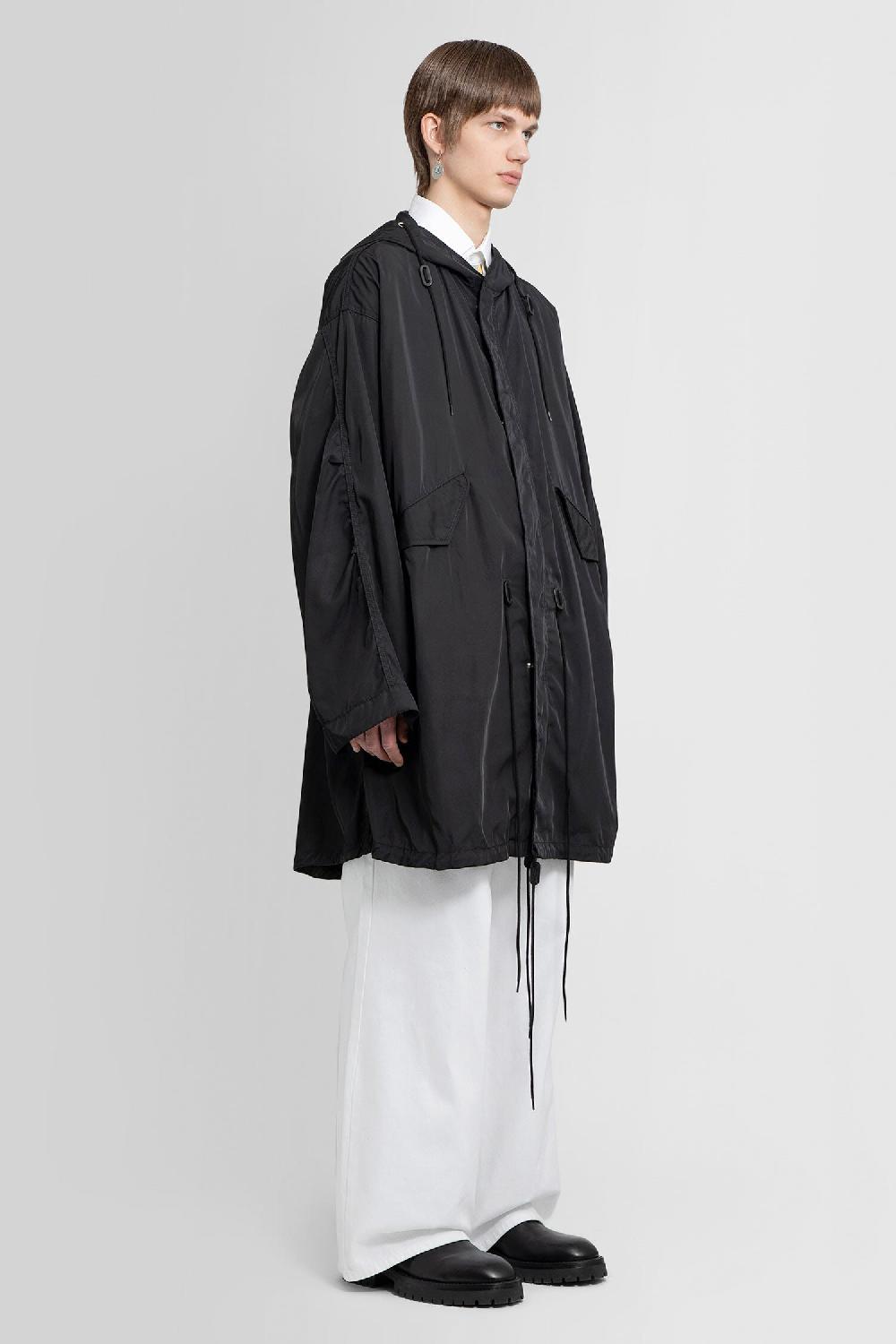 Antonioli RAF SIMONS MAN BLACK COATS