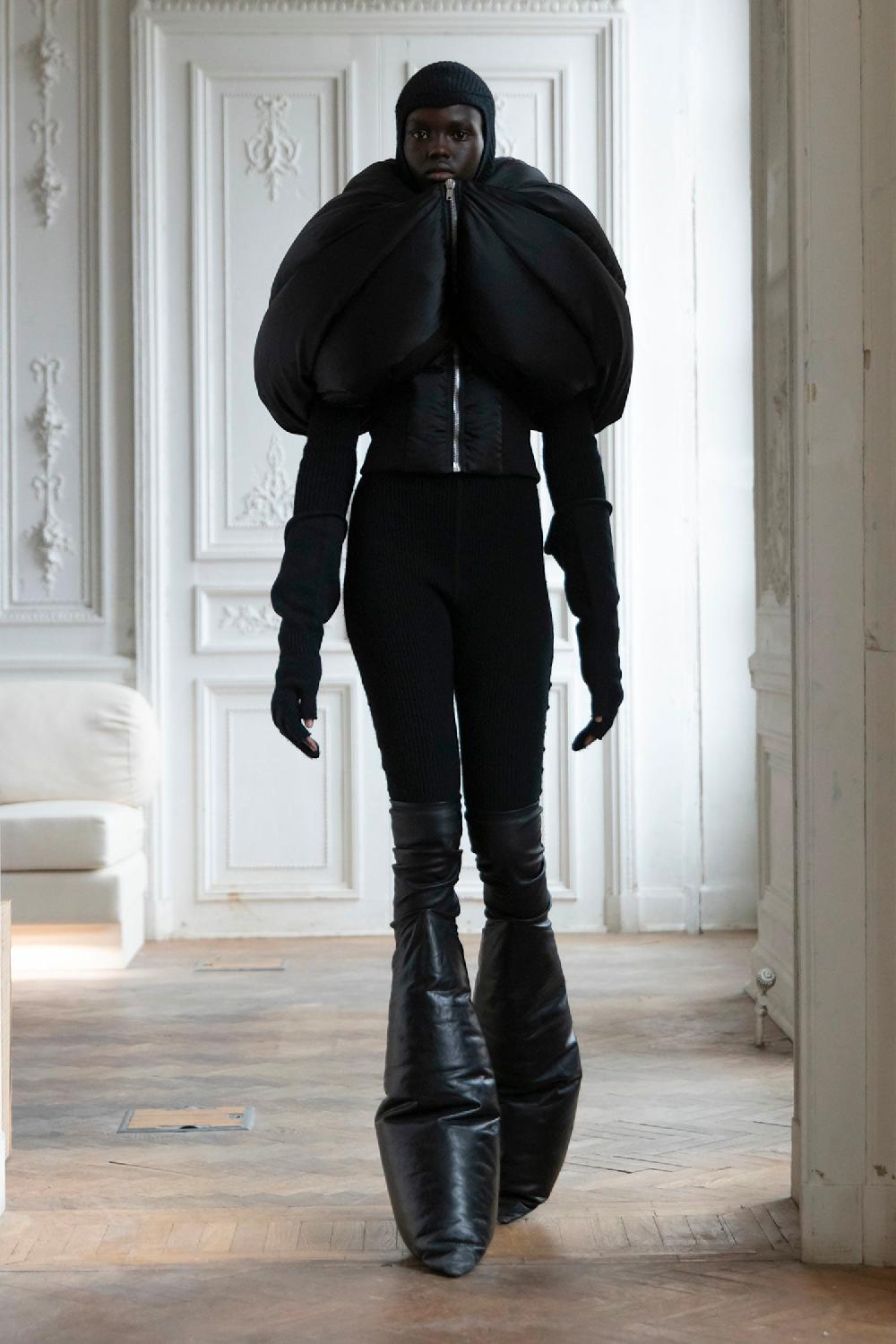 Antonioli RICK OWENS WOMAN BLACK VESTS