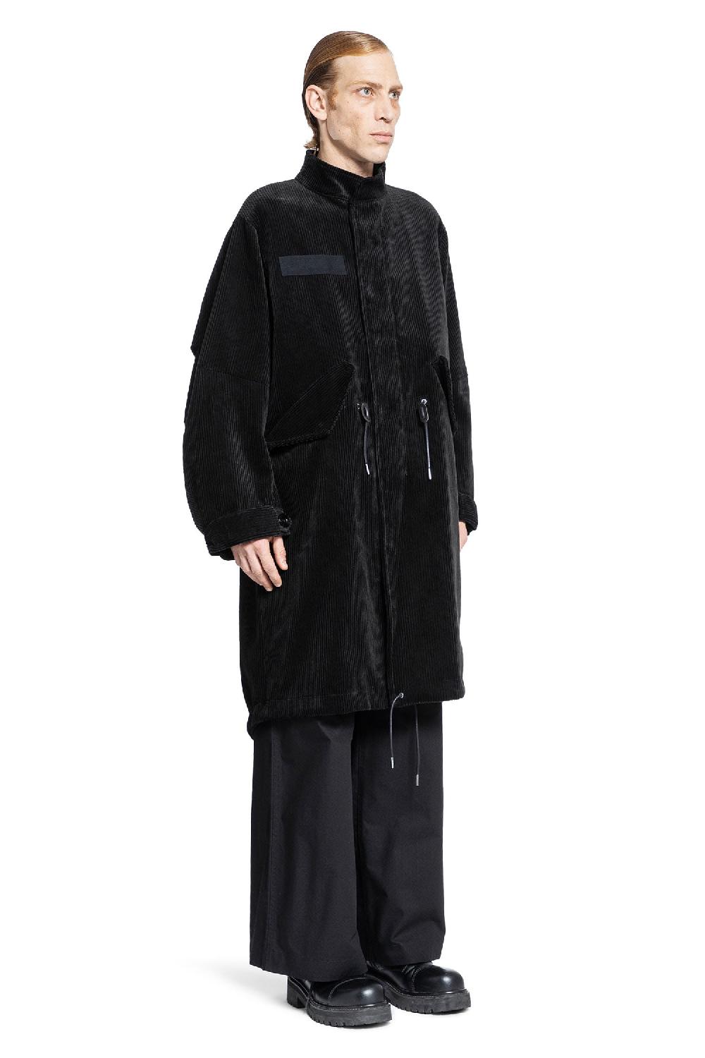 Antonioli SACAI MAN BLACK COATS