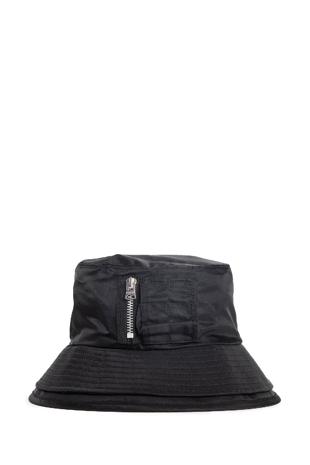Antonioli SACAI MAN BLACK HATS