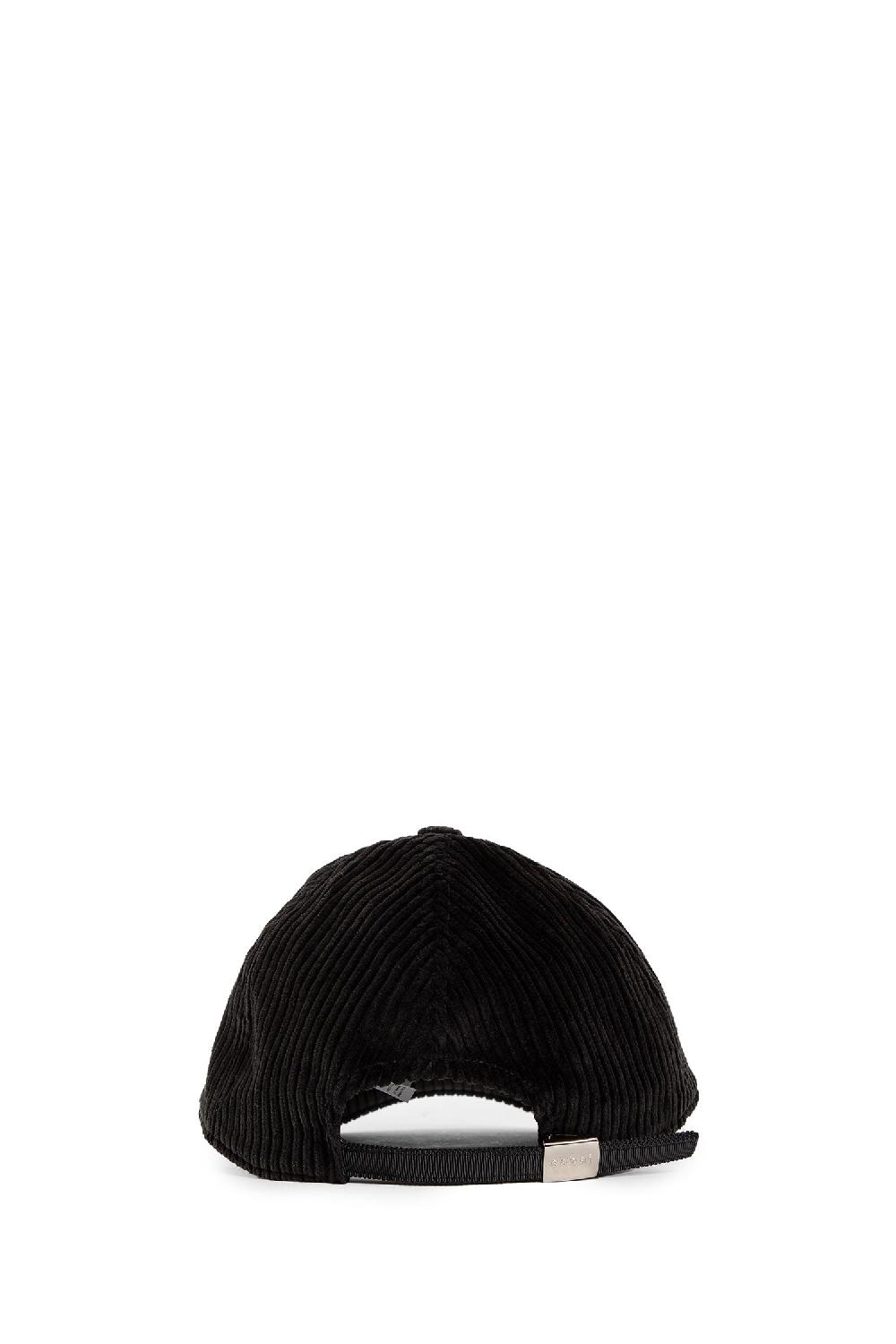 Antonioli SACAI MAN BLACK HATS