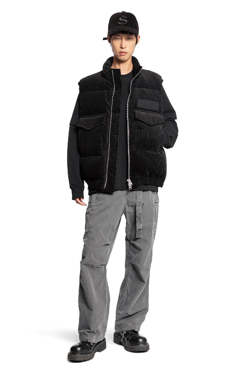 Antonioli SACAI MAN BLACK VESTS