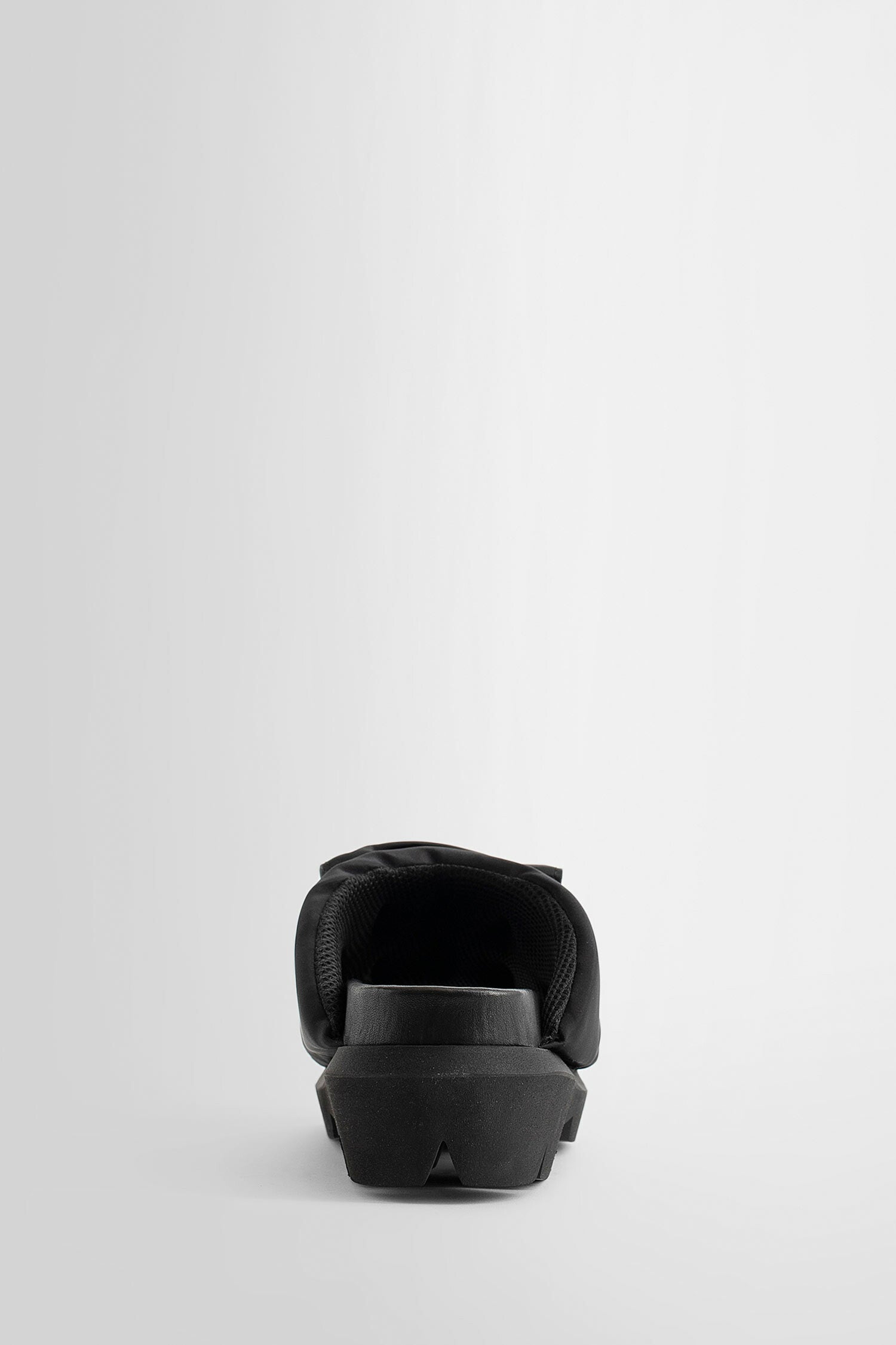 Antonioli SACAI MAN SANDALS & SLIDES