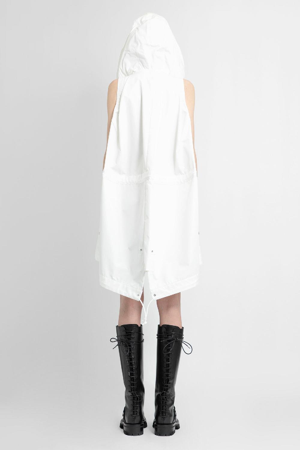 Antonioli SACAI WOMAN WHITE VESTS