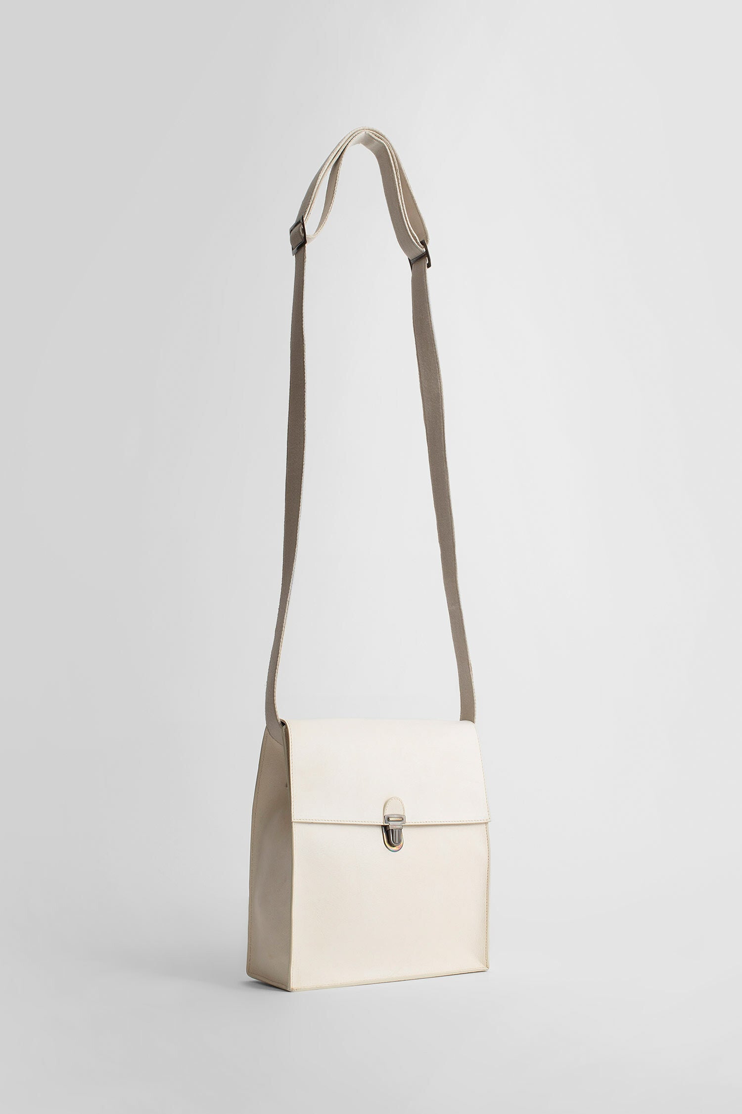 Antonioli CHEREVICHKIOTVICHKI WOMAN WHITE CROSSBODY BAGS