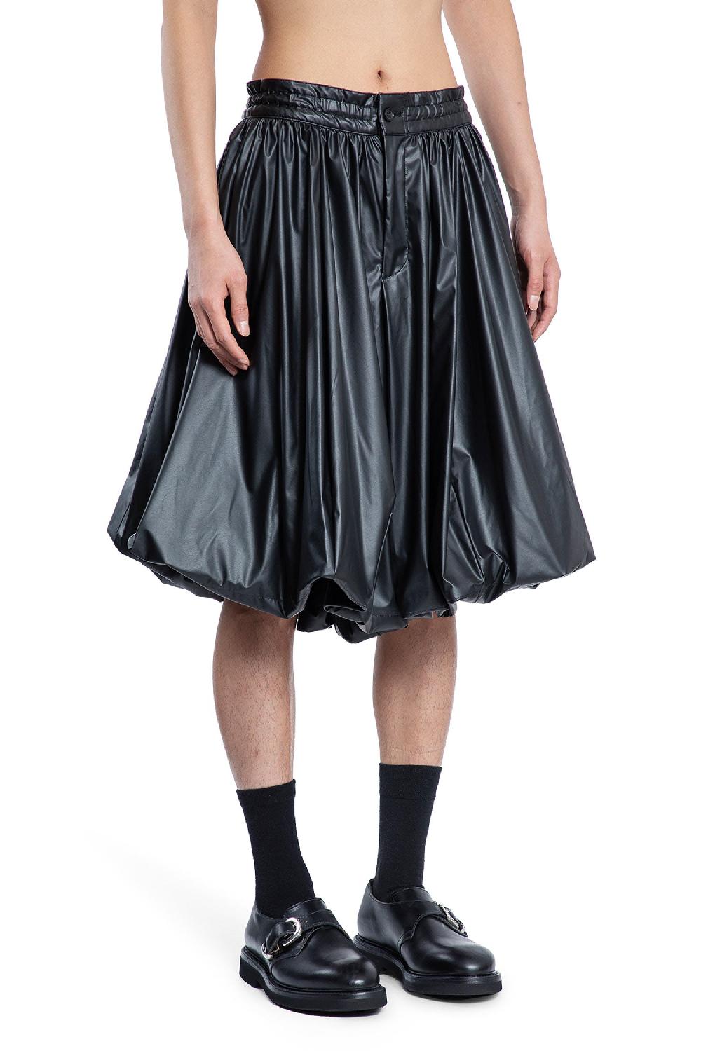 Antonioli COMME DES GARCONS HOMME PLUS MAN BLACK SHORTS & SKIRTS