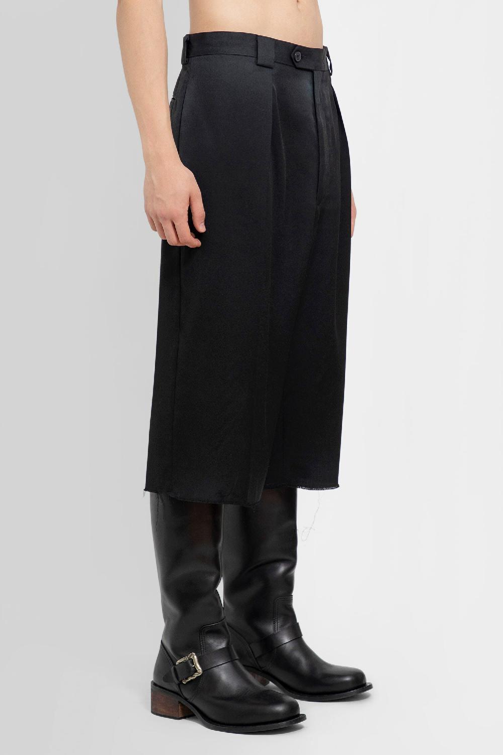 Antonioli ENFANTS RICHES DÉPRIMÉS MAN BLACK SHORTS & SKIRTS