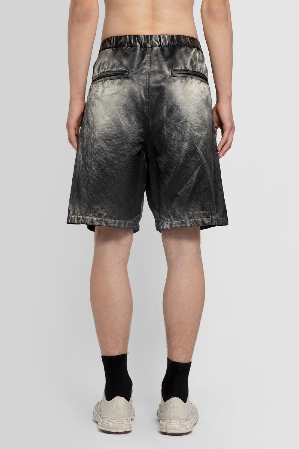 Antonioli MAISON MIHARA YASUHIRO MAN BLACK SHORTS & SKIRTS