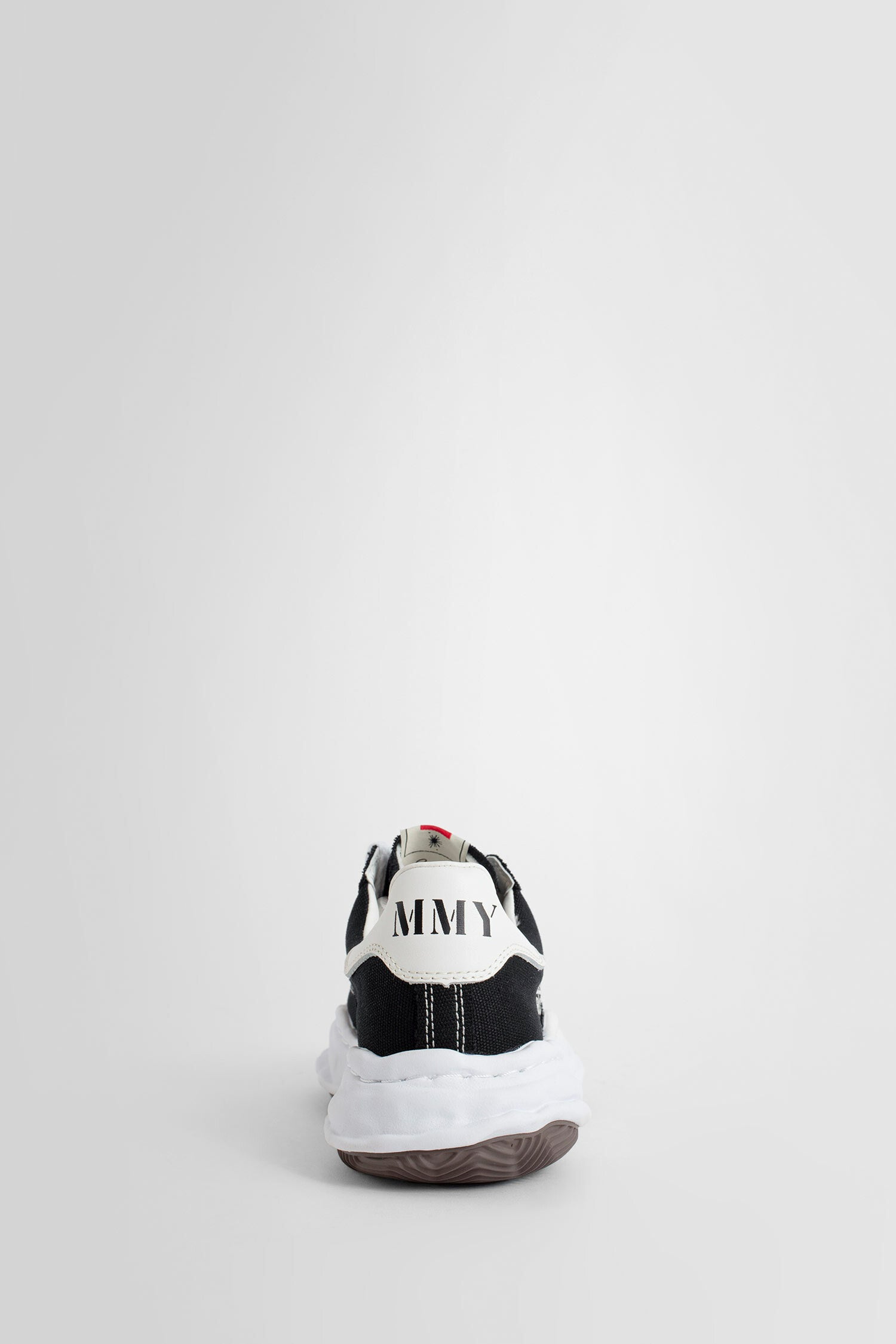 Antonioli MAISON MIHARA YASUHIRO UNISEX BLACK SNEAKERS