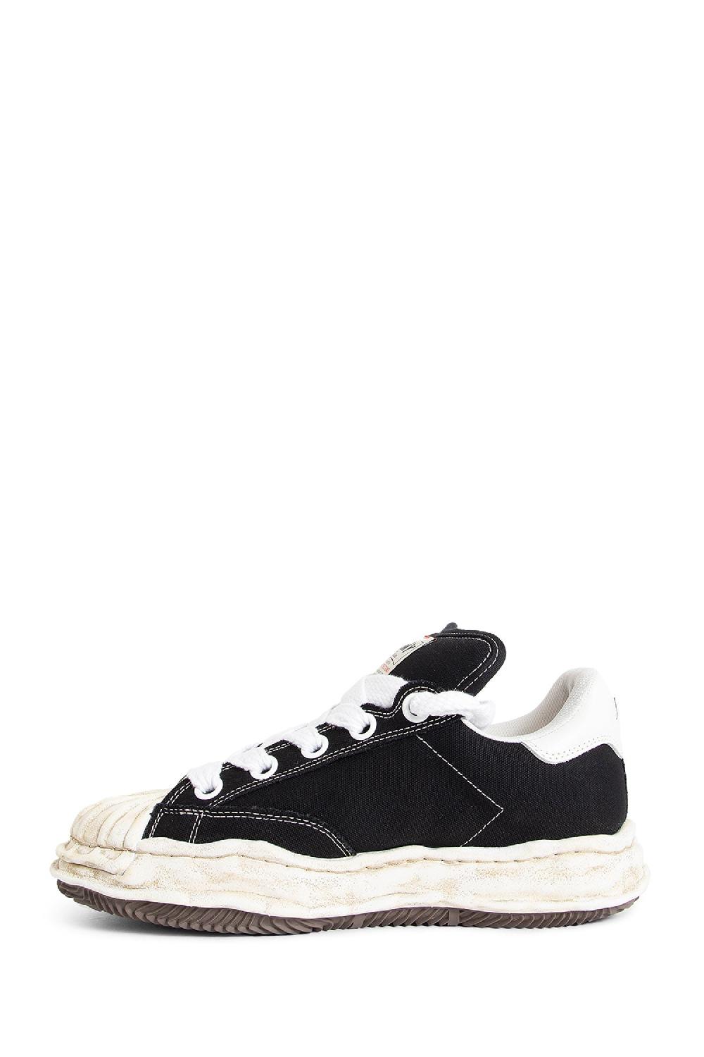 Antonioli MAISON MIHARA YASUHIRO UNISEX BLACK SNEAKERS
