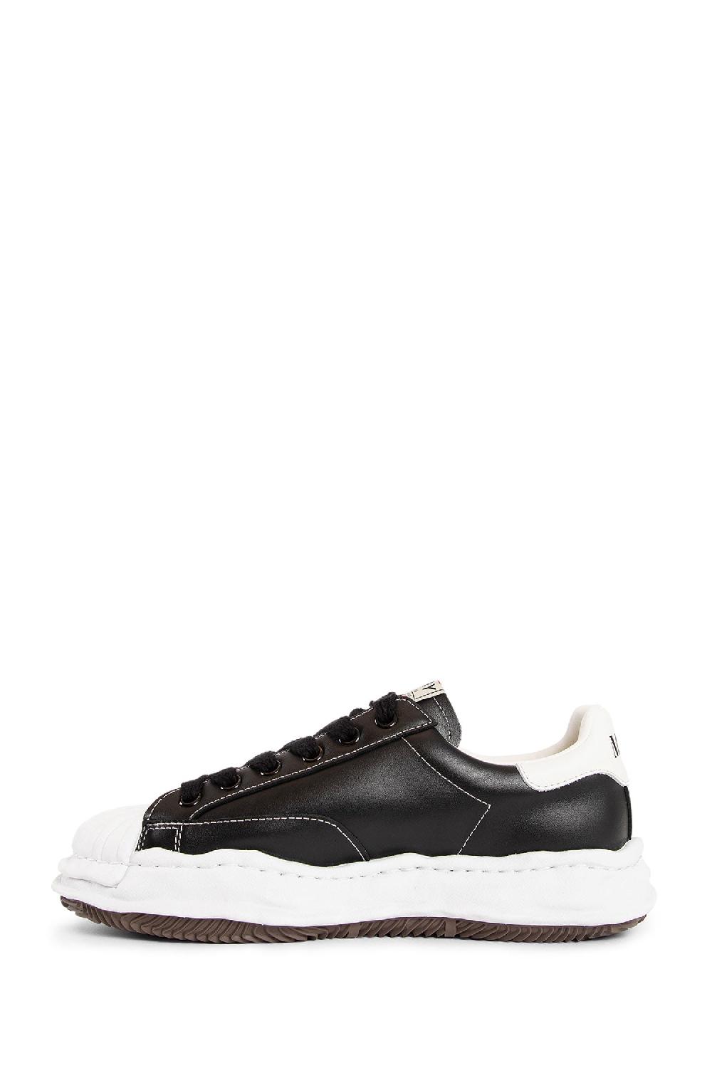 Antonioli MAISON MIHARA YASUHIRO UNISEX BLACK&WHITE SNEAKERS