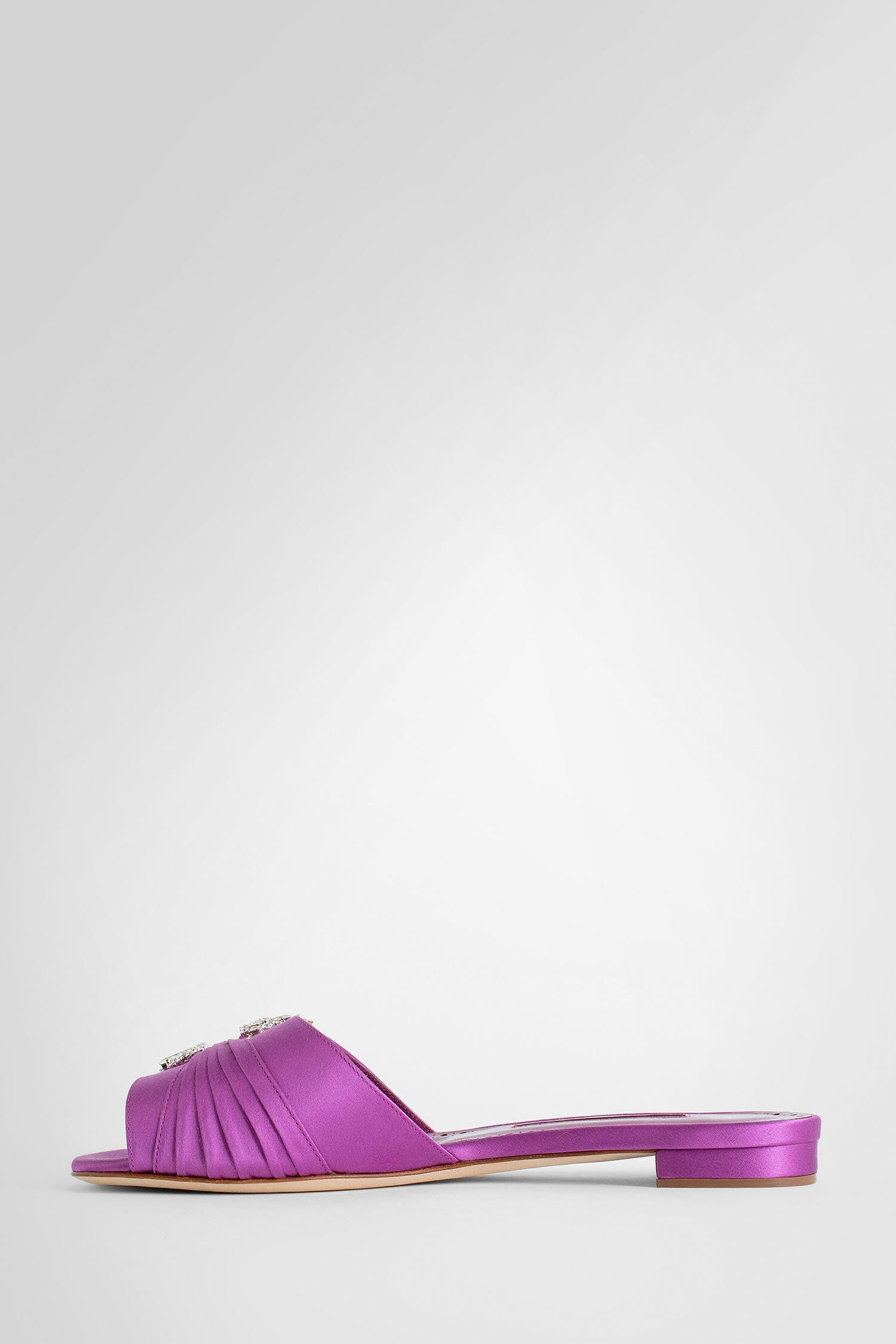 Antonioli MANOLO BLAHNIK WOMAN PURPLE SANDALS & SLIDES