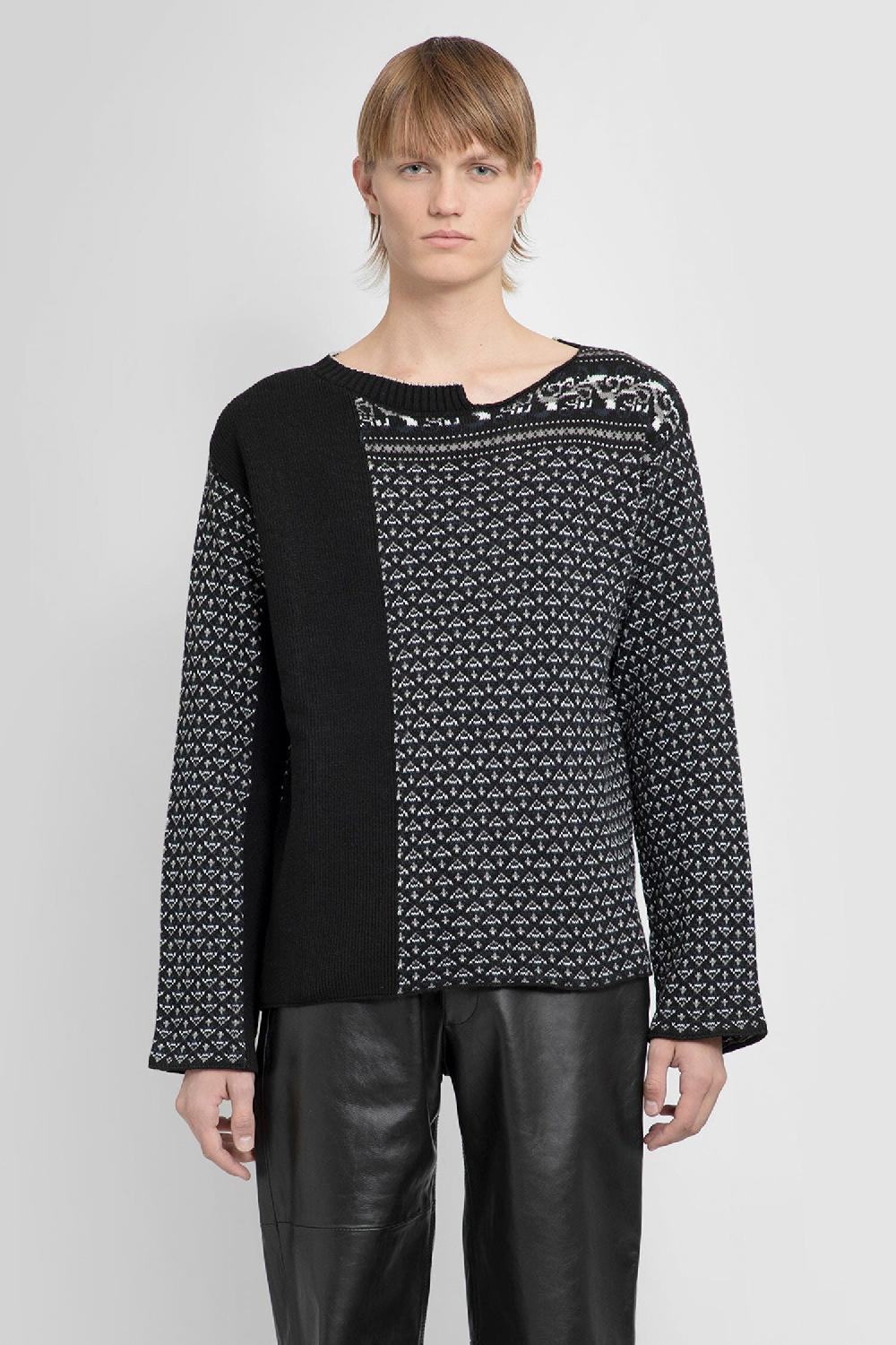 Antonioli MM6 MAISON MARGIELA MAN BLACK&WHITE KNITWEAR