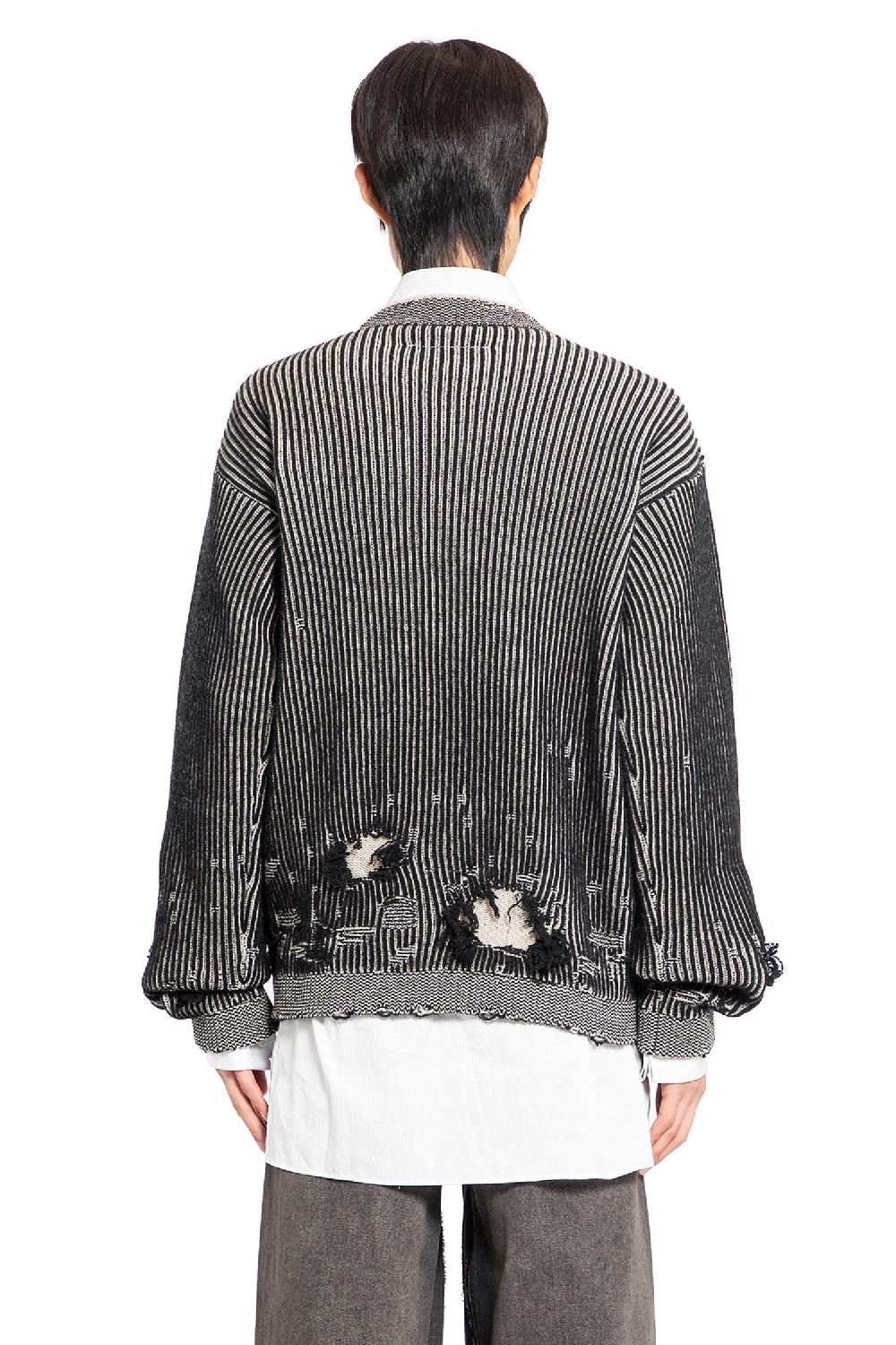 Antonioli MM6 MAISON MARGIELA MAN BLACK&WHITE KNITWEAR