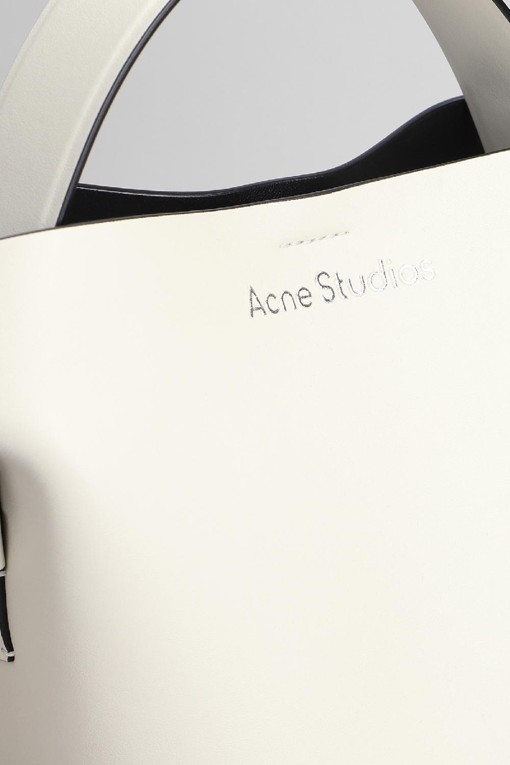 Deliberti Acne Studios Borsa A Spalla Musubi Mini In Pelle Bianca Cod. 395330 - Deliberti The Luxury Shopping