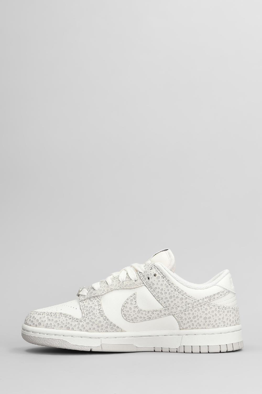 Deliberti Nike Sneakers Dunk Low Prm In Pelle Bianca Cod. 408299 - Deliberti The Luxury Shopping