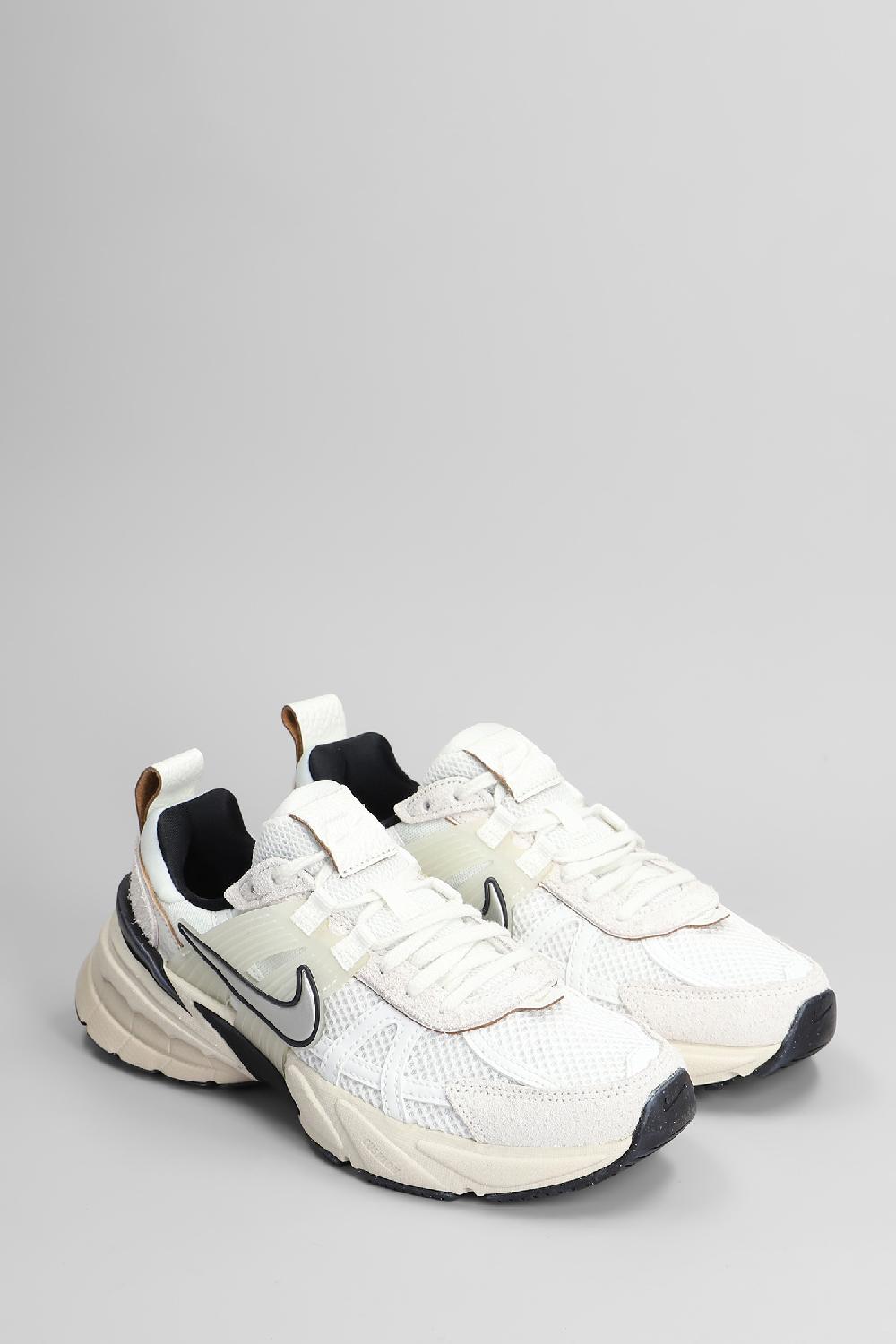 Deliberti Nike Sneakers V2k Run In Pelle E Tessuto Bianco Cod. 408297 - Deliberti The Luxury Shopping