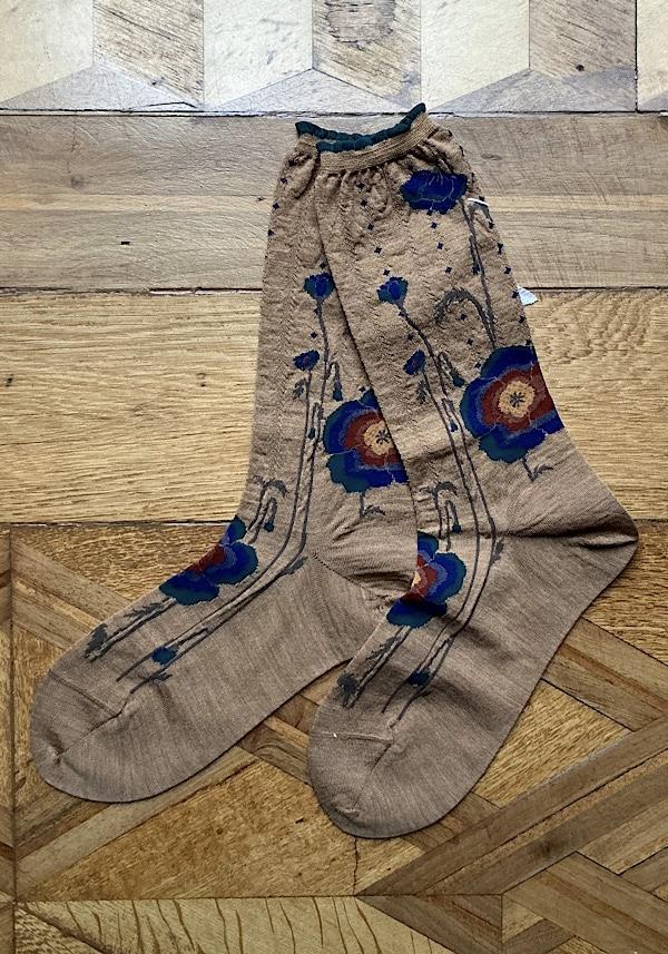 Rose & Lini ANTIPAST WOOL “BOLD BLOOM” AM-795 SOCKS BEIGE