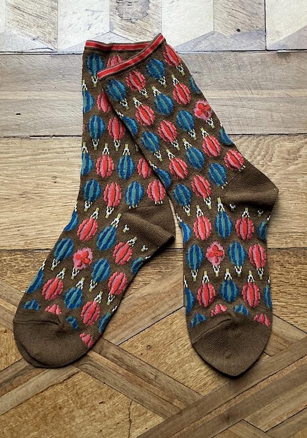 Rose & Lini ANTIPAST WOOL “FLOATING DROPS” AS-224 SOCKS BROWN