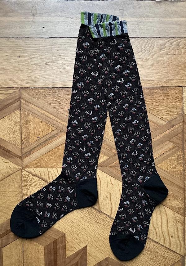 Rose & Lini ANTIPAST WOOL “FUN FAN” AM-790HS LONG SOCKS DARK BROWN