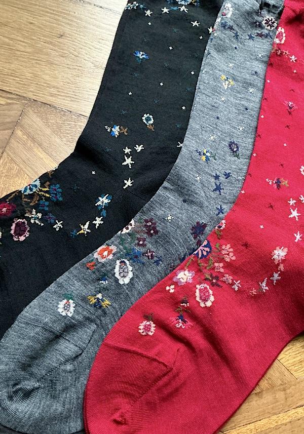 Rose & Lini ANTIPAST WOOL “HELLO ANGEL” KT-170S SOCKS RED