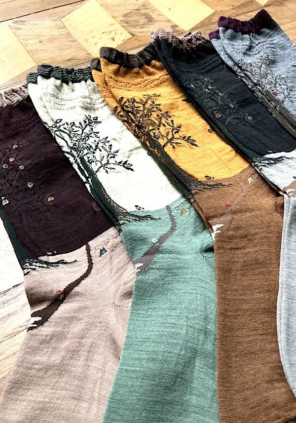 Rose & Lini ANTIPAST WOOL “OLIVE HARVEST” AM-790 SOCKS BLACK