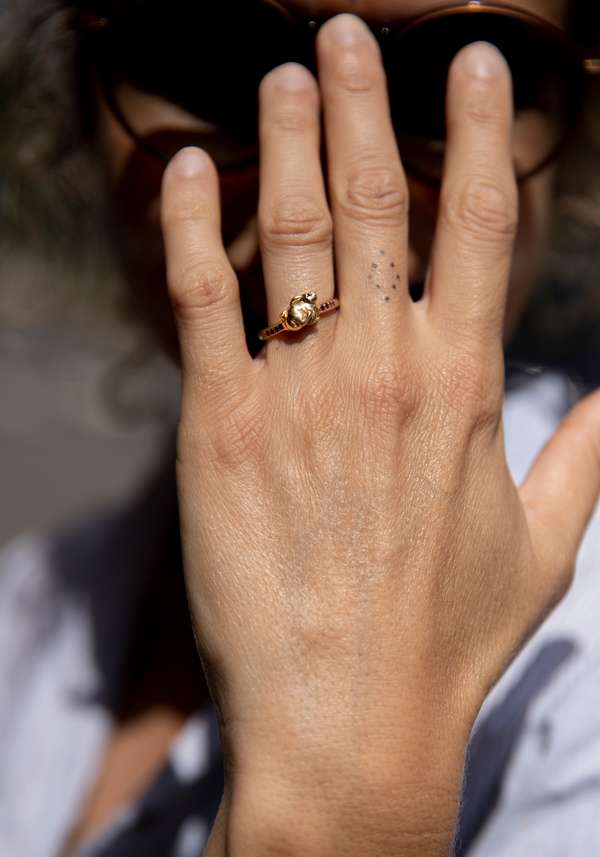 Rose & Lini CATHERINE MICHIELS “USAGI RABBIT” GOLD & RUBY RING