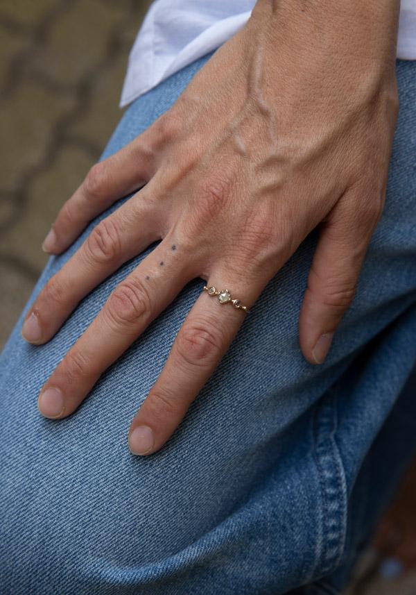Rose & Lini DORETTE GOLD & PINK CABOCHON “BAGUE SIMPLE” RING