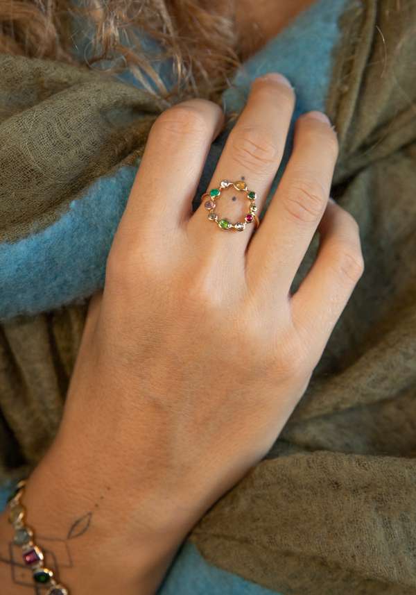 Rose & Lini DORETTE MULTICOLOR “BAGUE COURONNÉE” GOLD RING