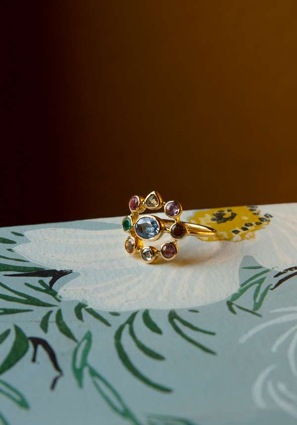 Rose & Lini DORETTE MULTICOLOR “BAGUE SUPER COURONNÉE” GOLD RING