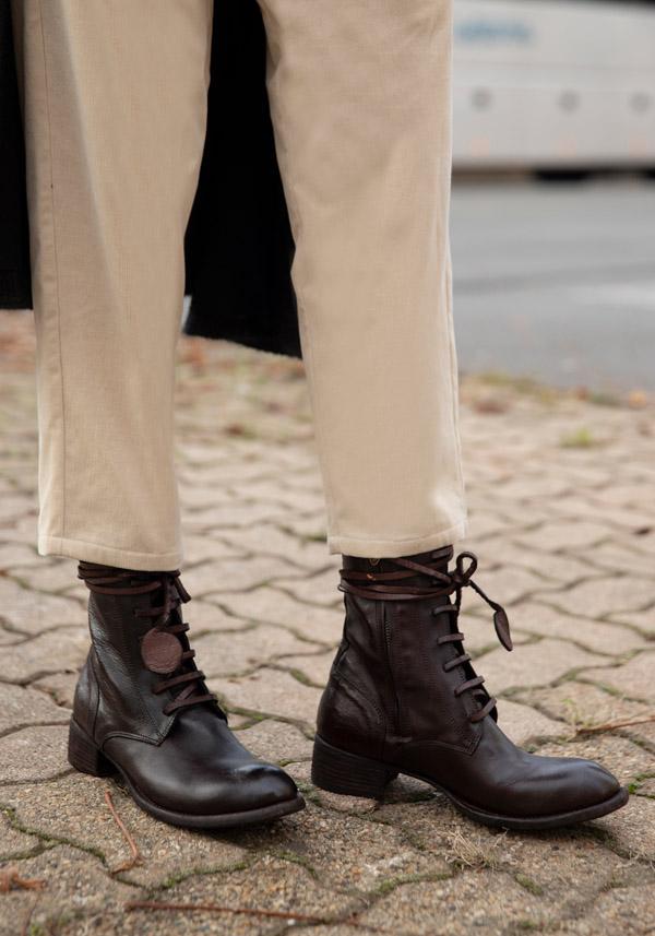 Rose & Lini FAUZIAN JEUNESSE “POLACCO 2771” EBONY LEATHER BOOTS