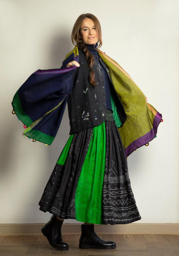 Rose & Lini INJIRI SILK PATTERNED “SKIRT 145 CUS” BLACK BLUE & GREEN