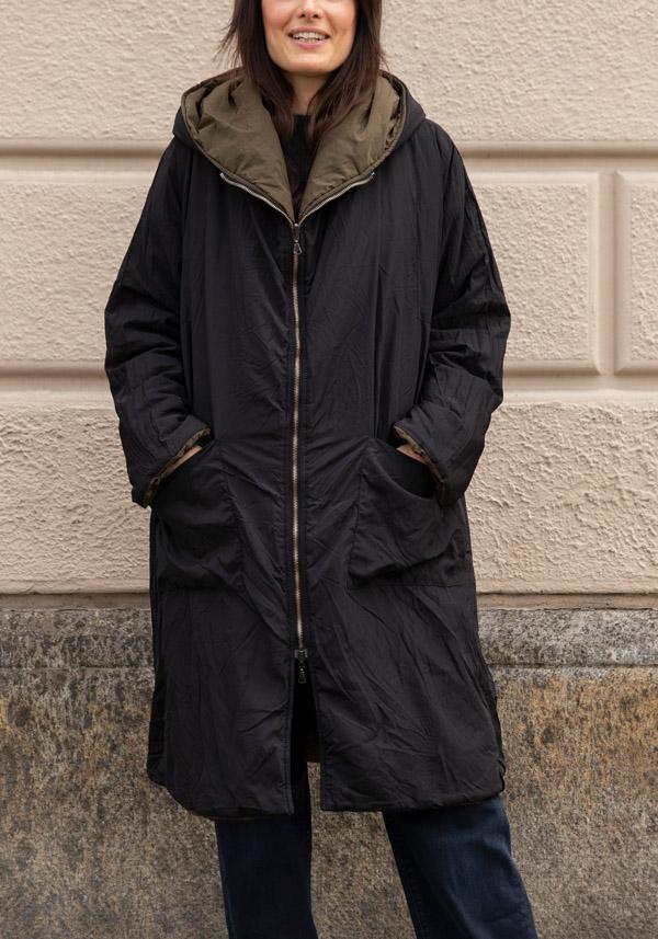 Rose & Lini KIMONORAIN REVERSIBLE “PARKA” JACKET GREEN & BLACK