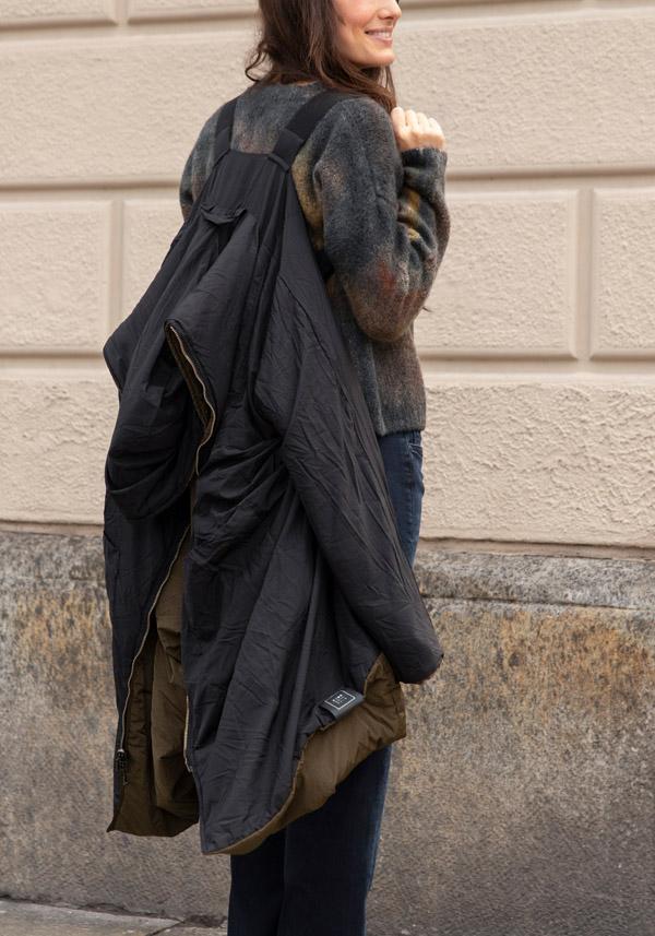 Rose & Lini KIMONORAIN REVERSIBLE “PARKA” JACKET GREEN & BLACK