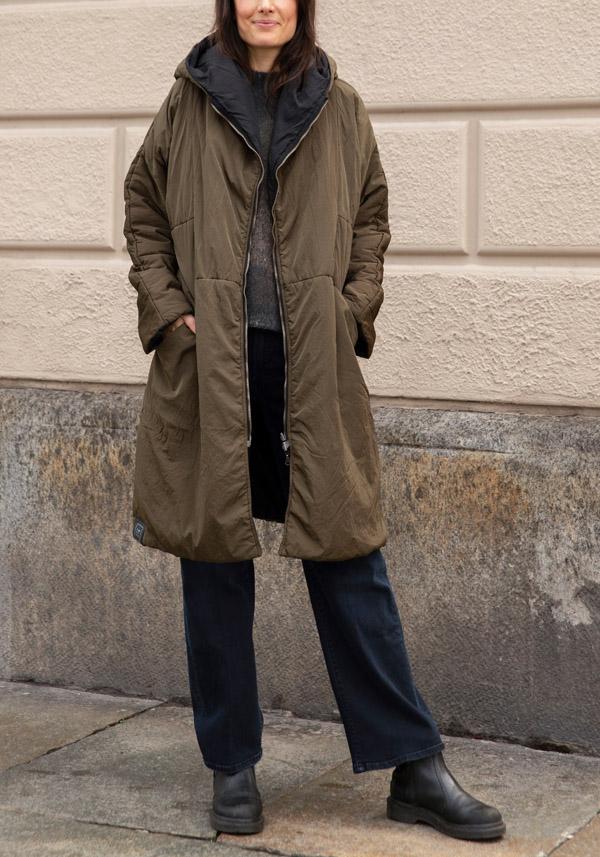 Rose & Lini KIMONORAIN REVERSIBLE “PARKA” JACKET GREEN & BLACK