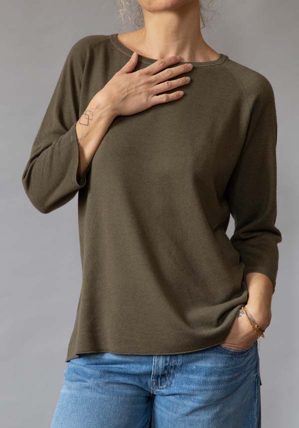 Rose & Lini MAJESTIC CASHMERE “COL BATEAU 535” MILITARY SWEATER