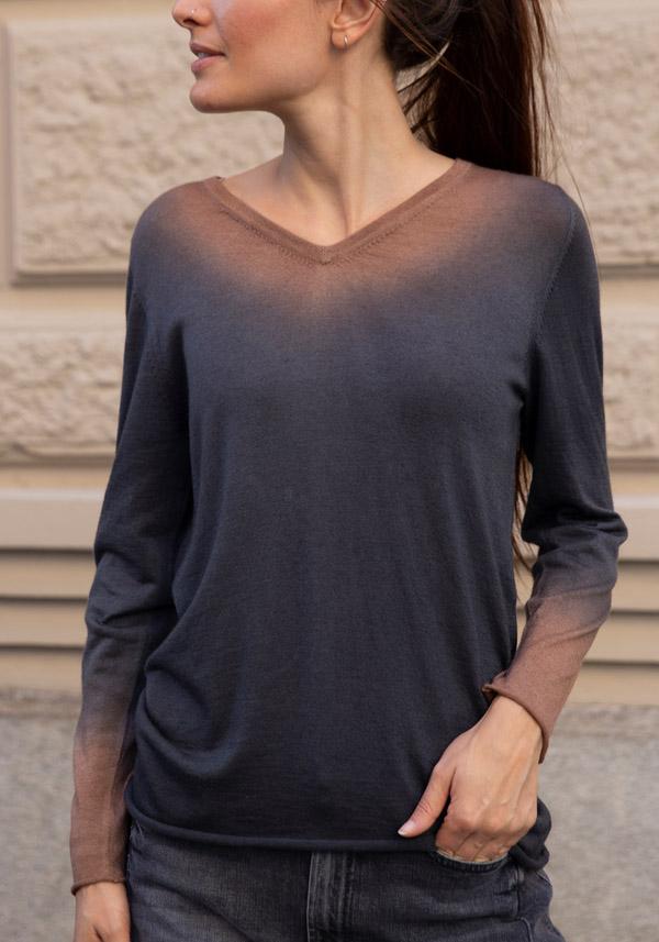 Rose & Lini MIRROR IN THE SKY CASHMERE “INDRA” V-NECK SWEATER ASPHALT & WILLOW