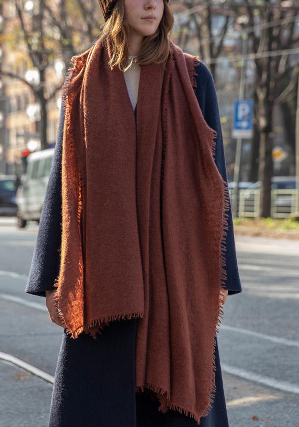 Rose & Lini MIRROR IN THE SKY CASHMERE “OPEN KNITTED” MOUNTAIN SCARF