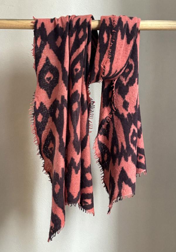 Rose & Lini MIRROR IN THE SKY CASHMERE “OPEN KNITTED PRINT” SHRIMP & INKPOT SCARF