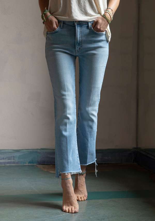 Rose & Lini MOTHER DENIM “INSIDER CROP STEP FRAY” BLUE JEANS