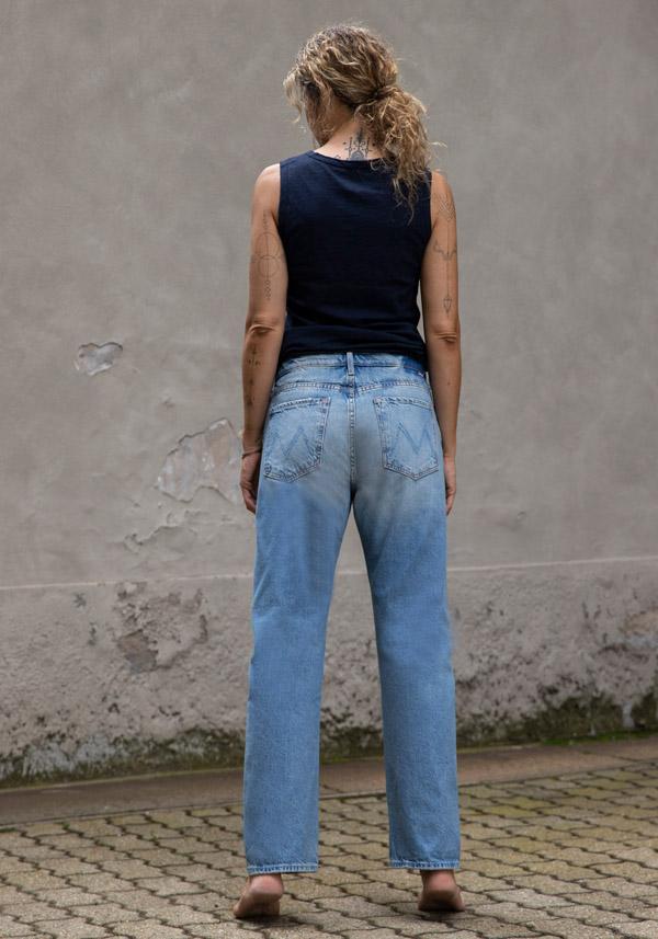 Rose & Lini MOTHER DENIM “THE DITCHER HOVER” DENIM BLUE JEANS