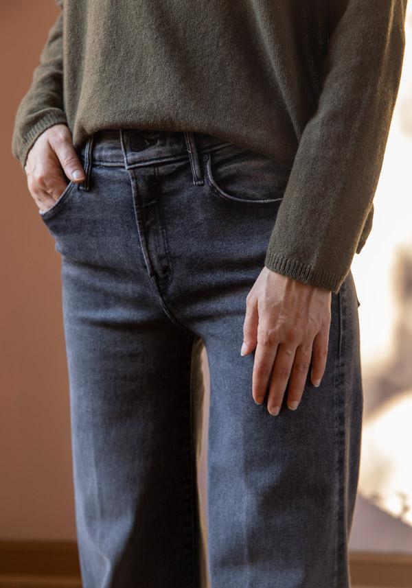 Rose & Lini MOTHER DENIM “THE TWISTER HEEL” STONE JEANS