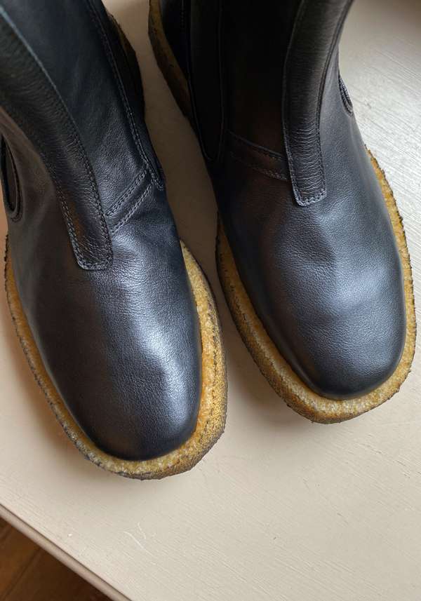 Rose & Lini ROCCO P. “TRONCHETTO 17604” BLACK LEATHER ANKLE BOOTS