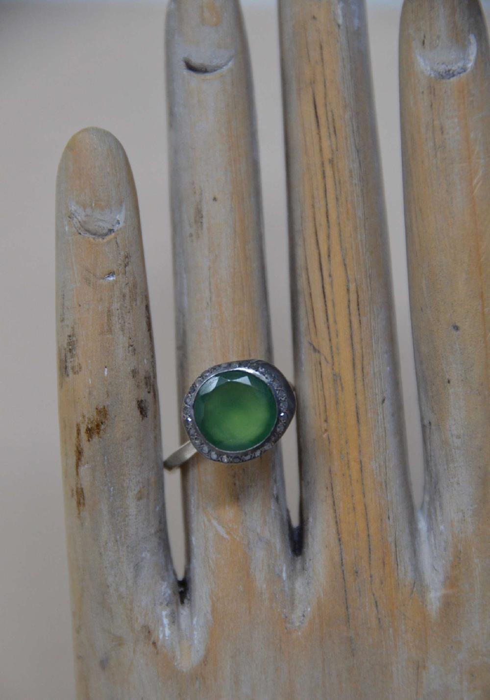 Rose & Lini ROSAMARIA “BEGUM” DIAMONDS & SERPENTINE SILVER RING