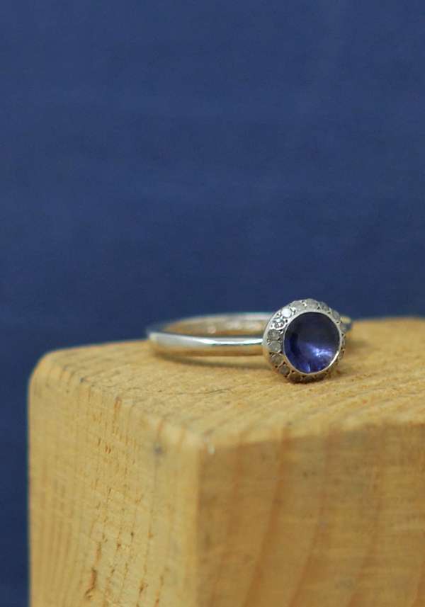 Rose & Lini ROSAMARIA “BELQUIS” DIAMONDS & IOLITE SILVER RING