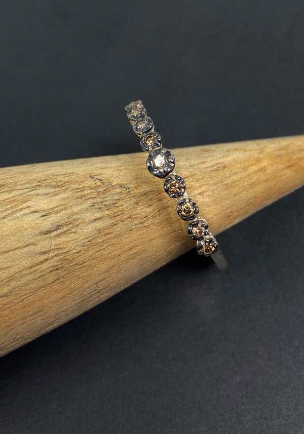 Rose & Lini ROSAMARIA “BRENNON” COGNAC DIAMONDS SILVER RING