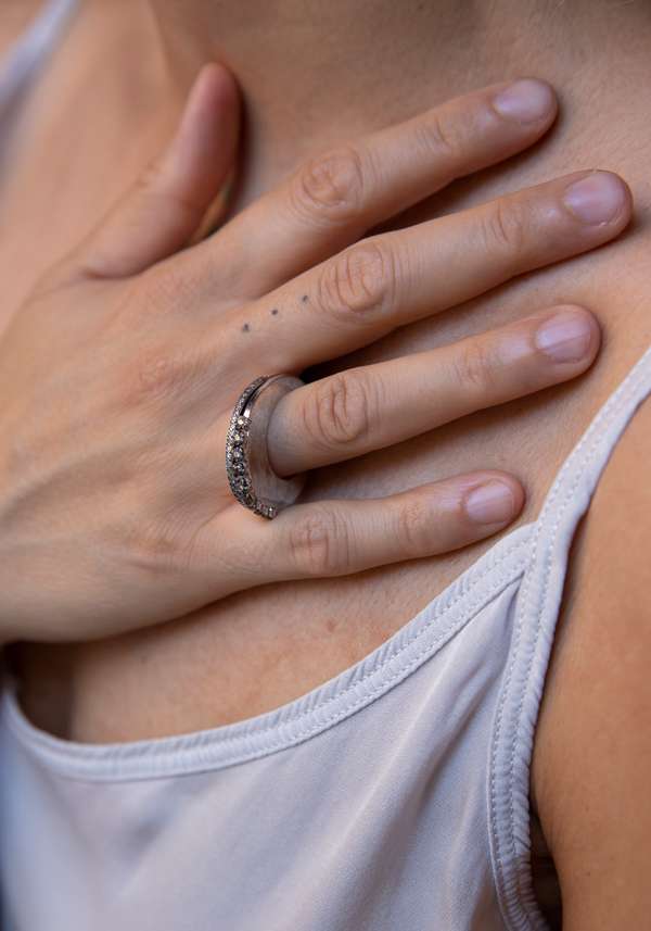 Rose & Lini ROSAMARIA “BRENNON” COGNAC DIAMONDS SILVER RING