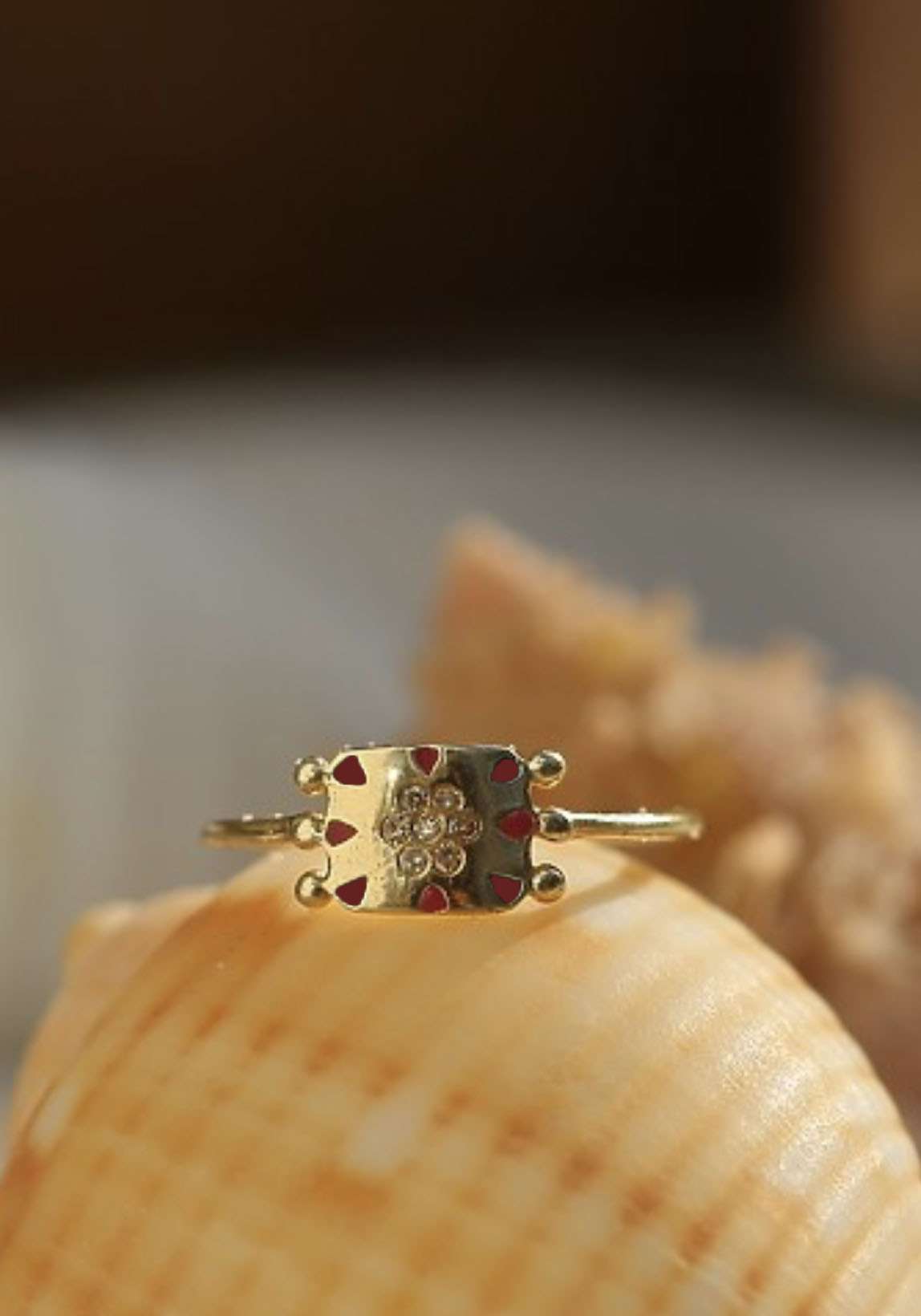 Rose & Lini 5 OCTOBRE “EMA” DIAMOND & ENAMEL GOLD RING