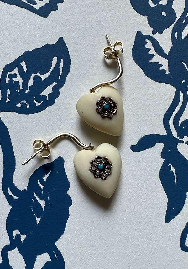 Rose & Lini 5 OCTOBRE “JOSIE” WHITE EARRINGS