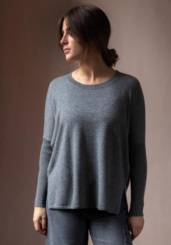 Rose & Lini ABSOLUT CASHMERE “PONCHO ASTRID” DARK GREY